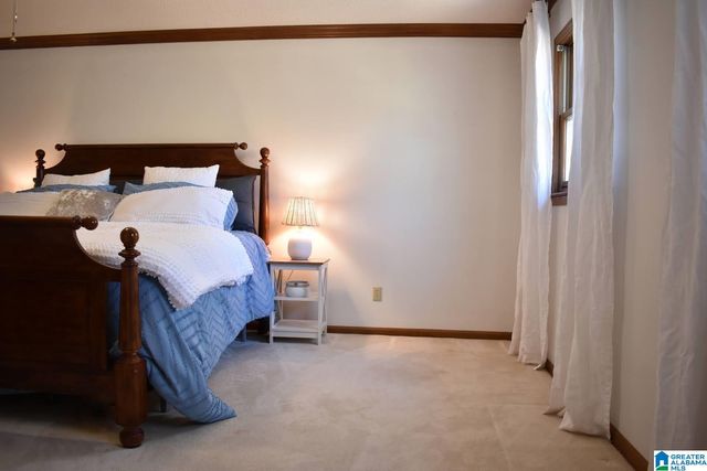 136 CEDAR ROCK ROAD, Leeds, AL 35094