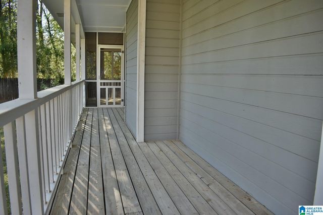 136 CEDAR ROCK ROAD, Leeds, AL 35094