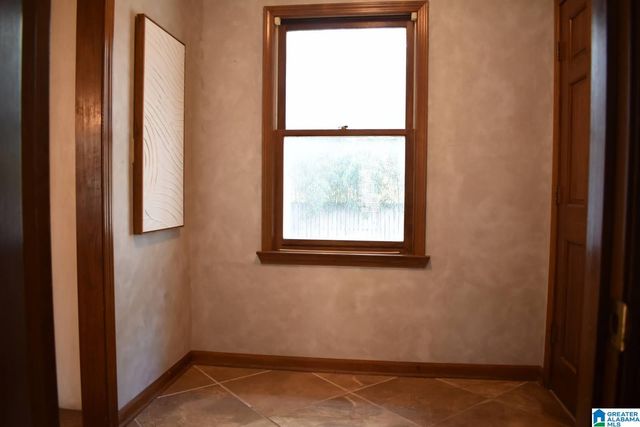 136 CEDAR ROCK ROAD, Leeds, AL 35094