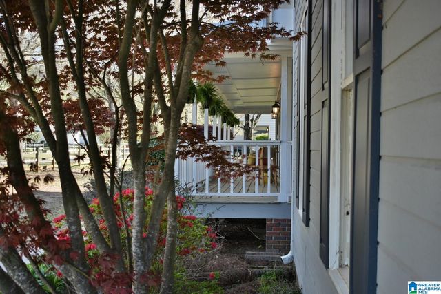 136 CEDAR ROCK ROAD, Leeds, AL 35094