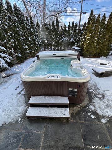 61 Hobson Street, Stamford, CT 06902