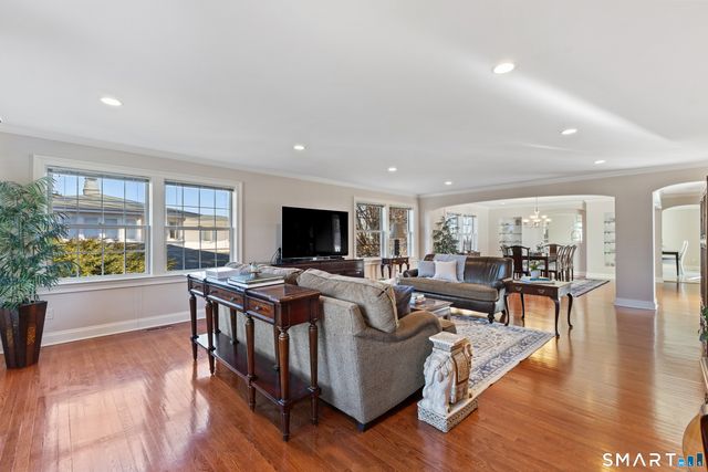 61 Hobson Street, Stamford, CT 06902