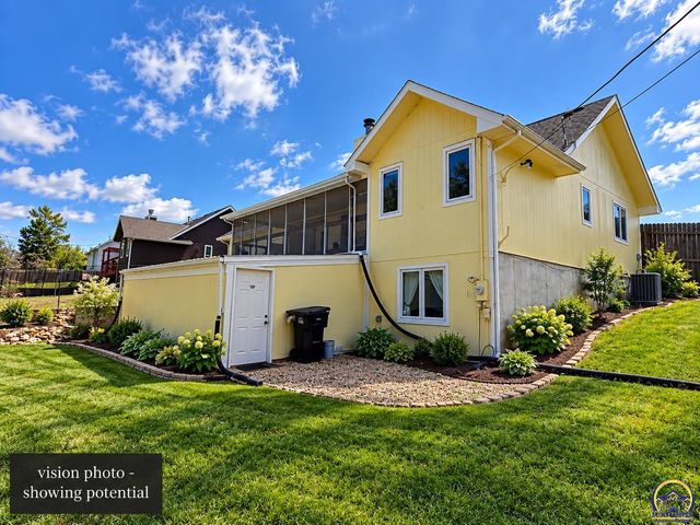 3400 SE 23rd TER, Topeka, KS 66605