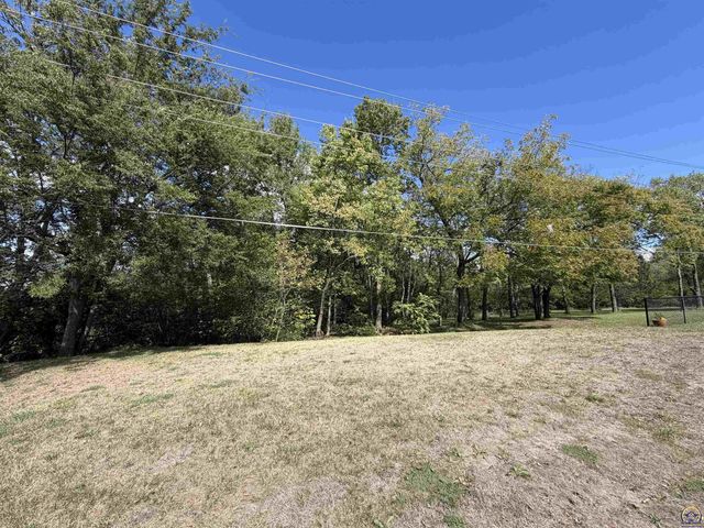 3400 SE 23rd TER, Topeka, KS 66605