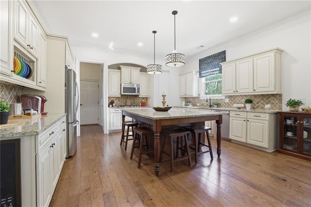 1345 Park Royal Drive NW, Kennesaw, GA 30152