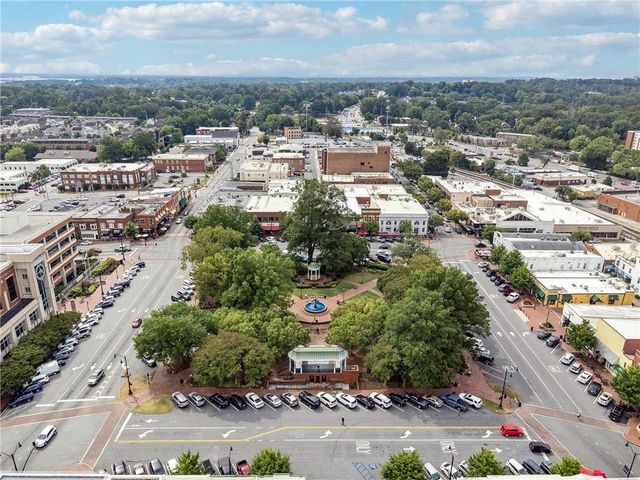 1345 Park Royal Drive NW, Kennesaw, GA 30152