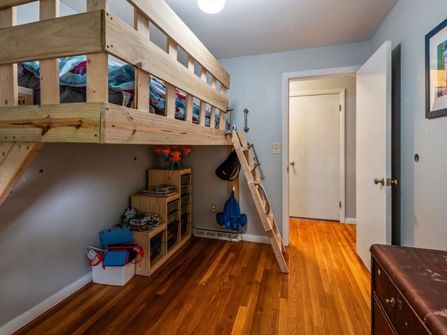 49 Newton Hts, Leominster, MA 01453