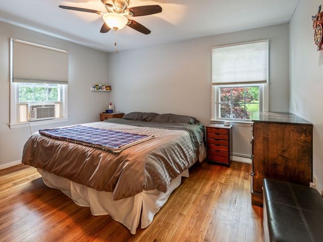 49 Newton Hts, Leominster, MA 01453