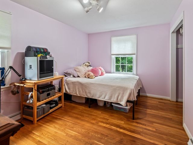 49 Newton Hts, Leominster, MA 01453