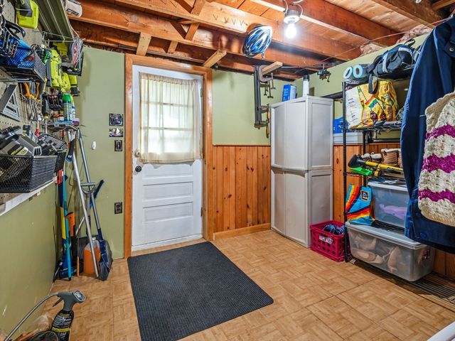 49 Newton Hts, Leominster, MA 01453