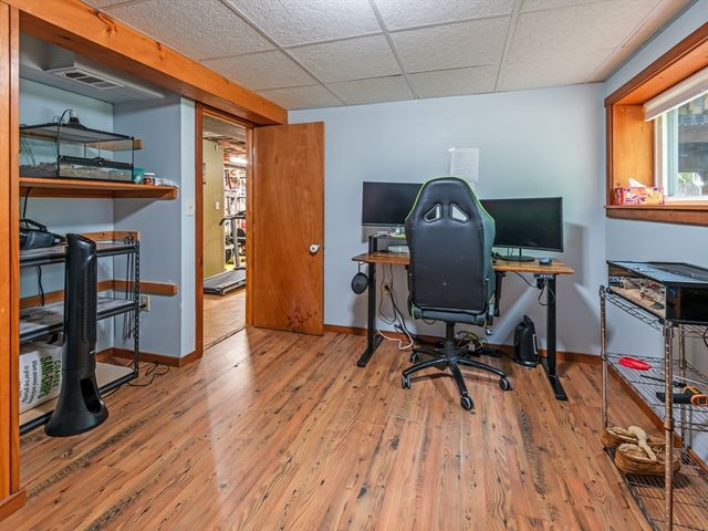 49 Newton Hts, Leominster, MA 01453