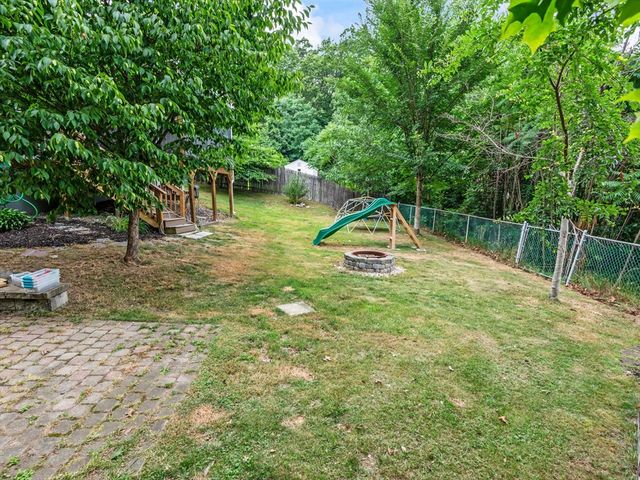 49 Newton Hts, Leominster, MA 01453