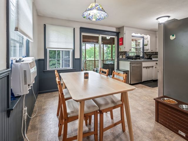 49 Newton Hts, Leominster, MA 01453