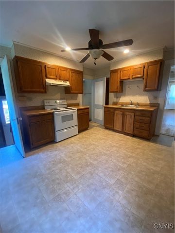 111 Seneca Avenue, Vernon, NY 13421