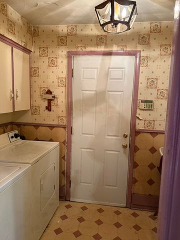 2214 N Trinidad Drive, Dallas, TX 75232