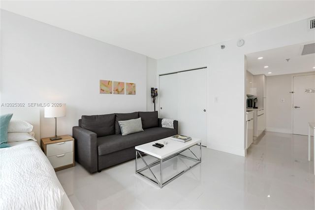 5445 Collins Ave 1203, Miami Beach, FL 33140