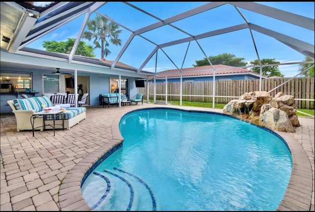 105 Orchard Ridge Lane, Boca Raton, FL 33431