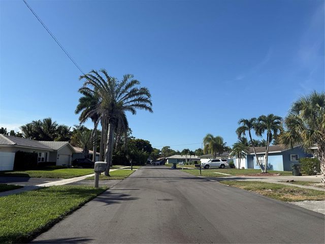 105 Orchard Ridge Lane, Boca Raton, FL 33431
