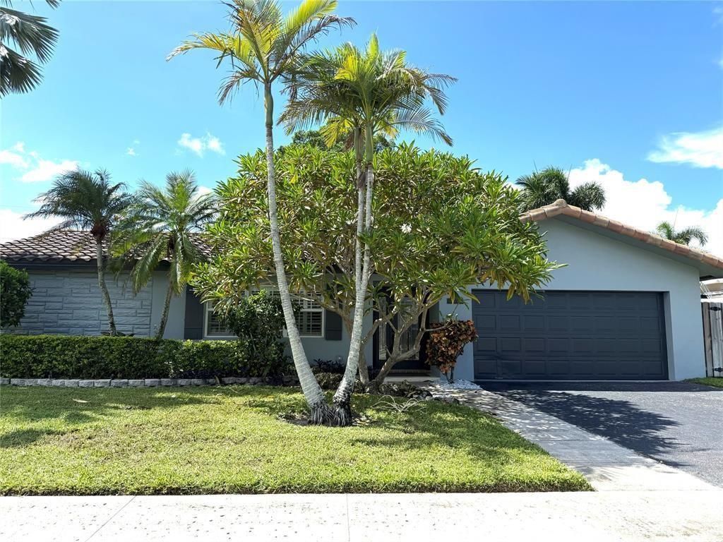 105 Orchard Ridge Lane, Boca Raton, FL 33431