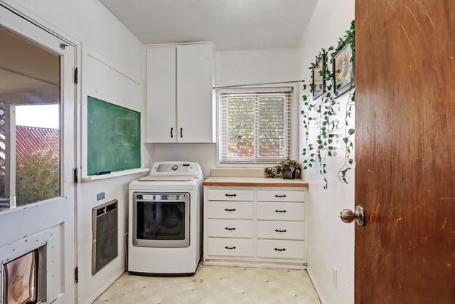 3217 La Veta Drive NE, Albuquerque, NM 87110