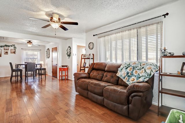 3217 La Veta Drive NE, Albuquerque, NM 87110