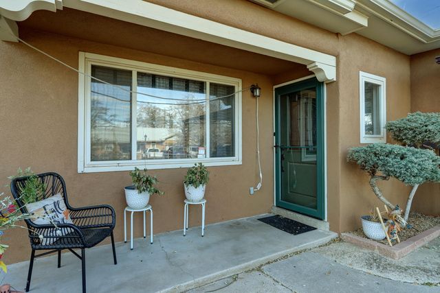 3217 La Veta Drive NE, Albuquerque, NM 87110