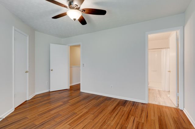 104 Waterview Dr, Hendersonville, TN 37075