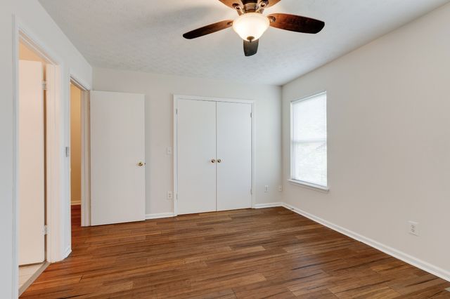 104 Waterview Dr, Hendersonville, TN 37075