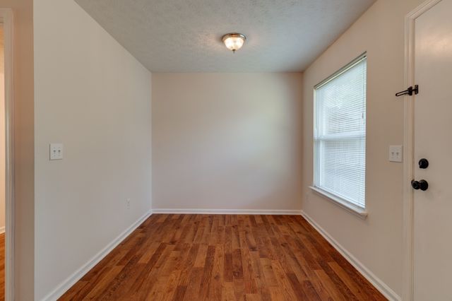 104 Waterview Dr, Hendersonville, TN 37075