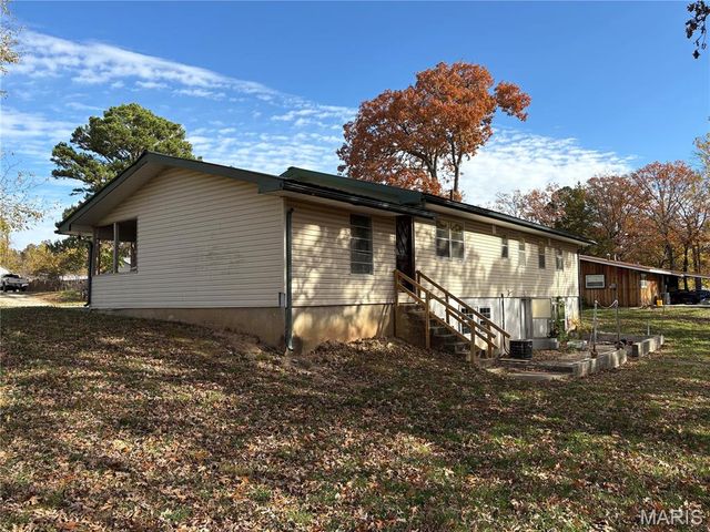 29 Spruce, Viburnum, MO 65566