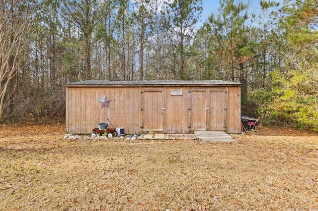 1506 Southern Crest Dr., Loris, SC 29569