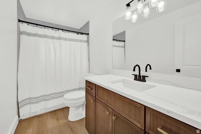 895 N STONEYBROOK RD, Kaysville, UT 84037