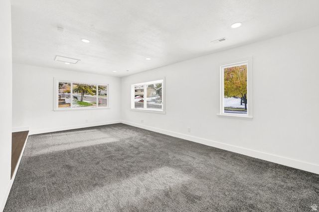 895 N STONEYBROOK RD, Kaysville, UT 84037