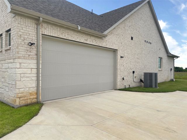 2151 Langston Road, Waxahachie, TX 75167