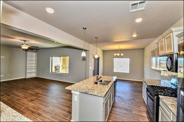 6952 Black Mesquite Drive, El Paso, TX 79934