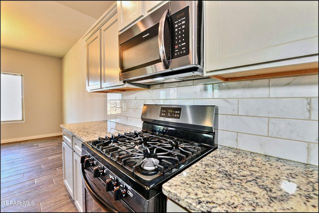 6952 Black Mesquite Drive, El Paso, TX 79934