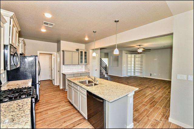 6952 Black Mesquite Drive, El Paso, TX 79934
