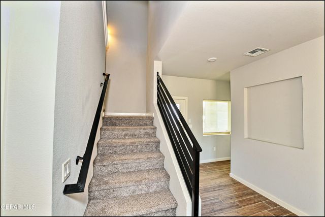 6952 Black Mesquite Drive, El Paso, TX 79934