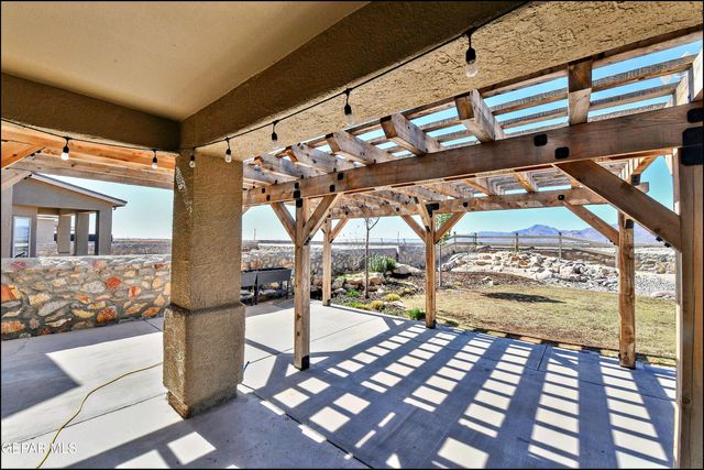 6952 Black Mesquite Drive, El Paso, TX 79934