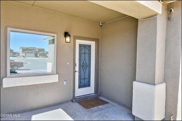 6952 Black Mesquite Drive, El Paso, TX 79934