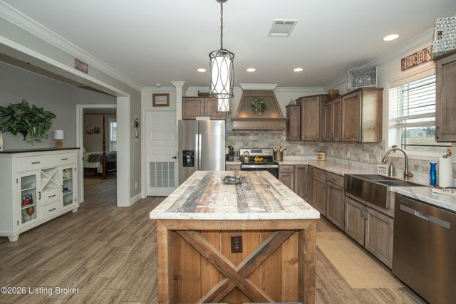 1045 Ashby Rd, Lawrenceburg, KY 40342