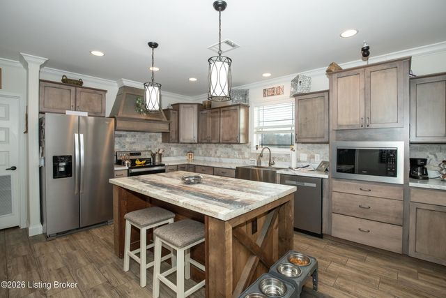 1045 Ashby Rd, Lawrenceburg, KY 40342