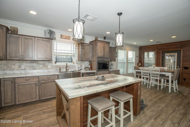 1045 Ashby Rd, Lawrenceburg, KY 40342