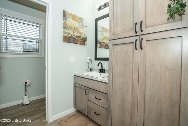 1045 Ashby Rd, Lawrenceburg, KY 40342