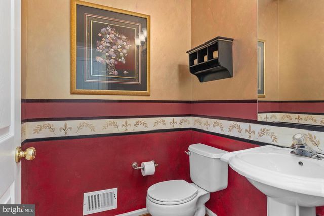 624 WESTBOURNE RD, Harleysville, PA 19438