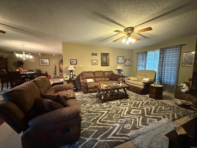 654 N Forrest Street, Forrest City, AR 72335