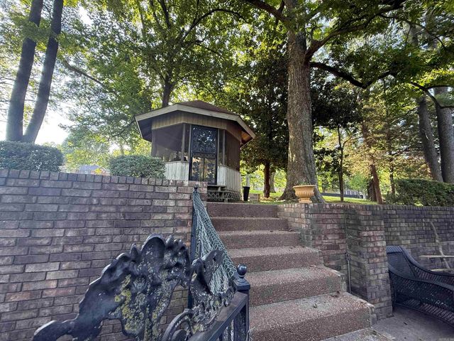 654 N Forrest Street, Forrest City, AR 72335