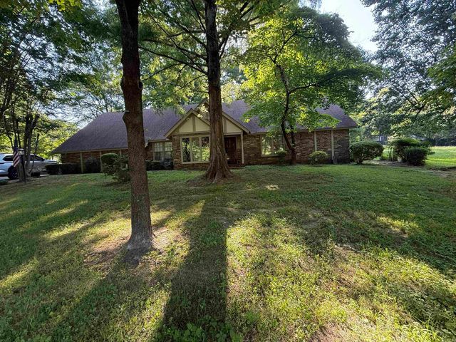 654 N Forrest Street, Forrest City, AR 72335