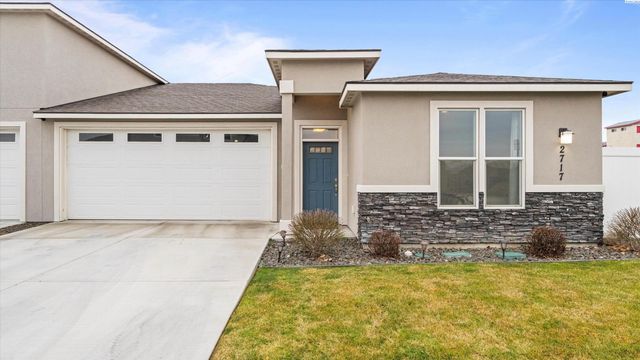 2717 Serenity Ct., West Richland, WA 99353