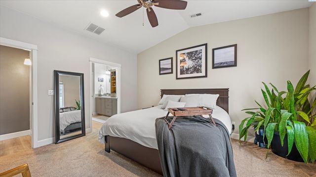 2717 Serenity Ct., West Richland, WA 99353